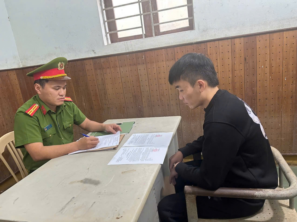 Đối tượng lừa đảo tại cơ quan công an