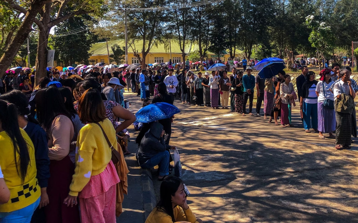 Cử tri Myanmar. Ảnh: Reuters.