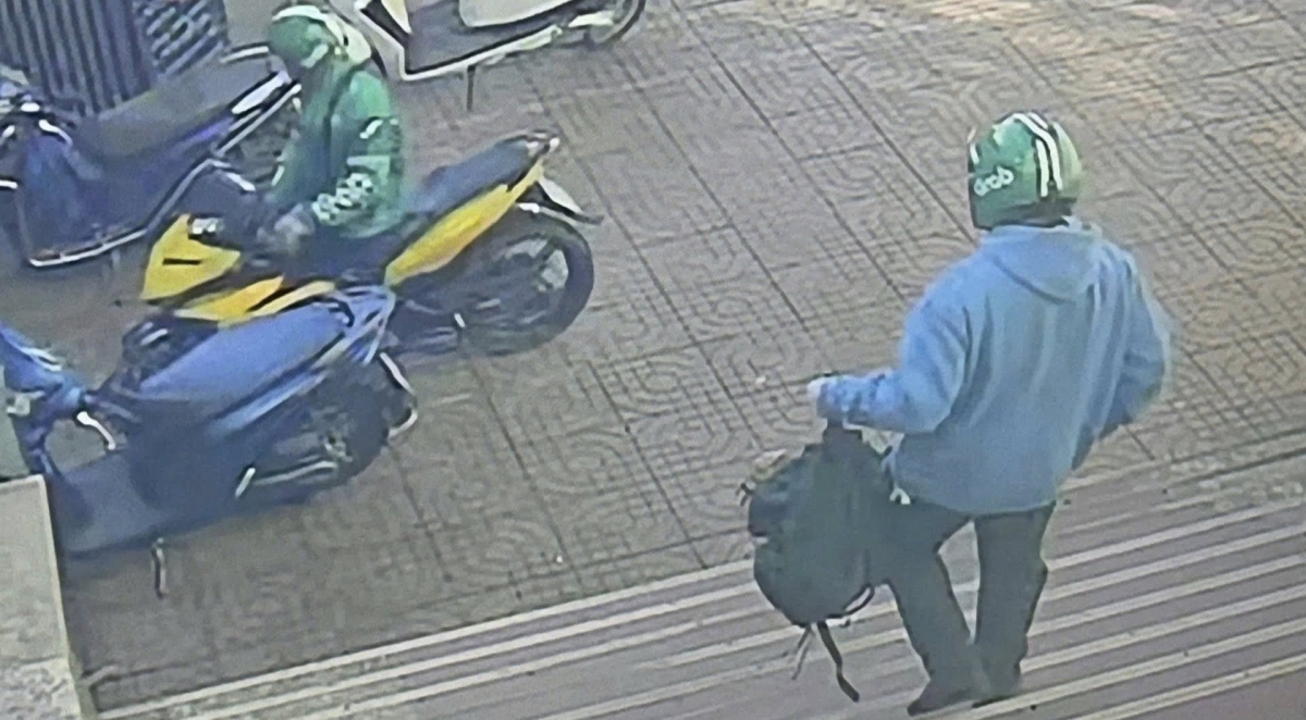 Các đối tượng cướp hơn 1,8 tỷ đồng tại phòng giao dịch ngân hàng.