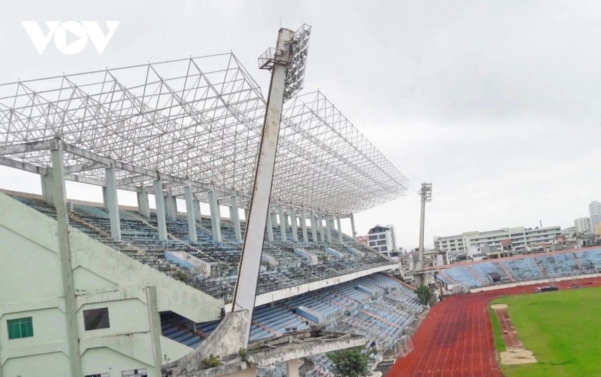 Sân vận động Chi Lăng