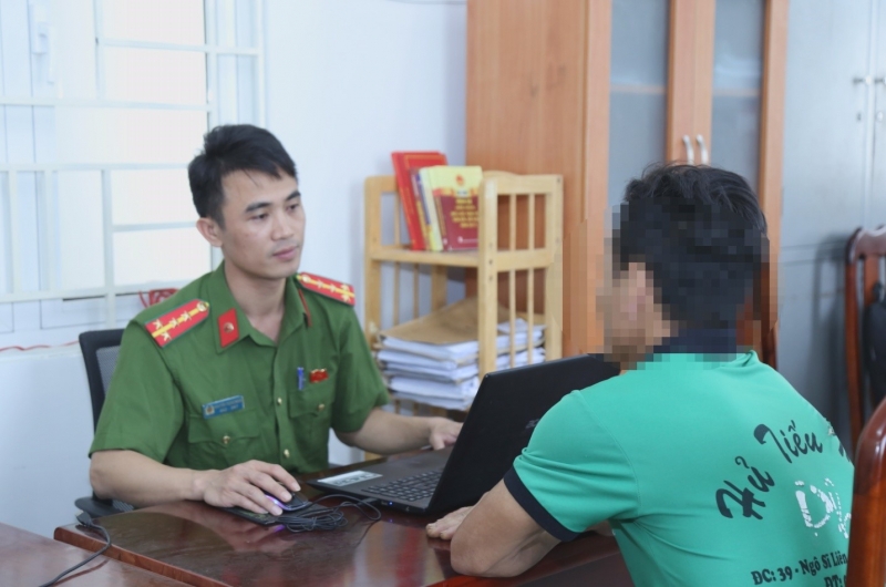 Cơ quan Công an làm việc với đối tượng Trần Thanh Hoàng.