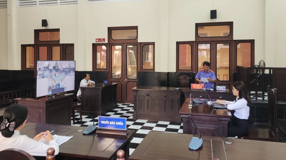 Phiên tòa trực tuyến xét xử vụ án giết người.