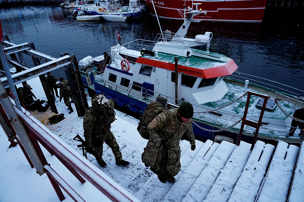 “Tôi đã làm nhiều cho NATO hơn bất kỳ ai kể từ khi liên minh này được thành lập, và giờ đây NATO nên làm điều gì đó cho nước Mỹ", ông Trump phát biểu. Ảnh: Reuters