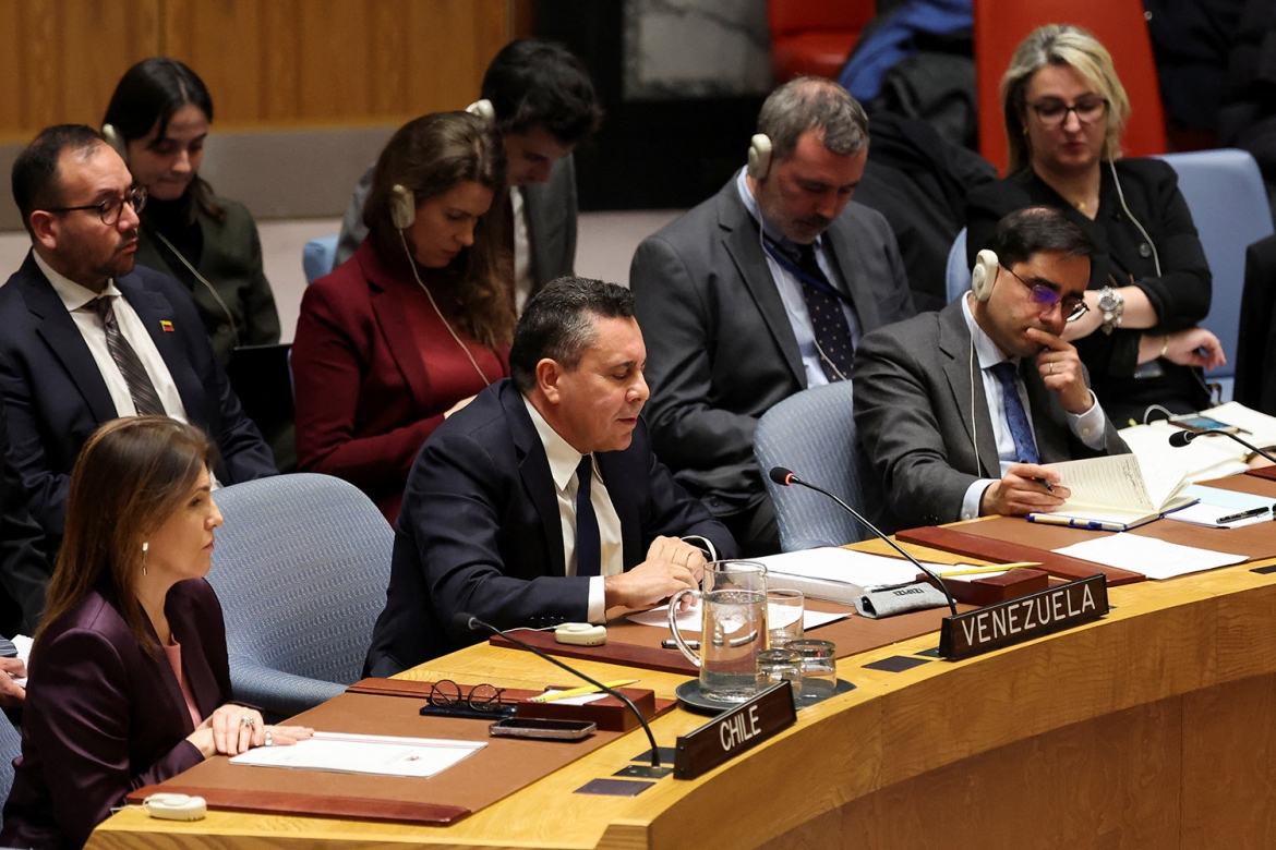 Đại sứ Venezuela tại Liên hợp quốc Samuel Reinaldo Moncada Acosta phát biểu trong cuộc họp của Hội đồng Bảo an Liên hợp quốc ngày 5/1/2026. Reuters