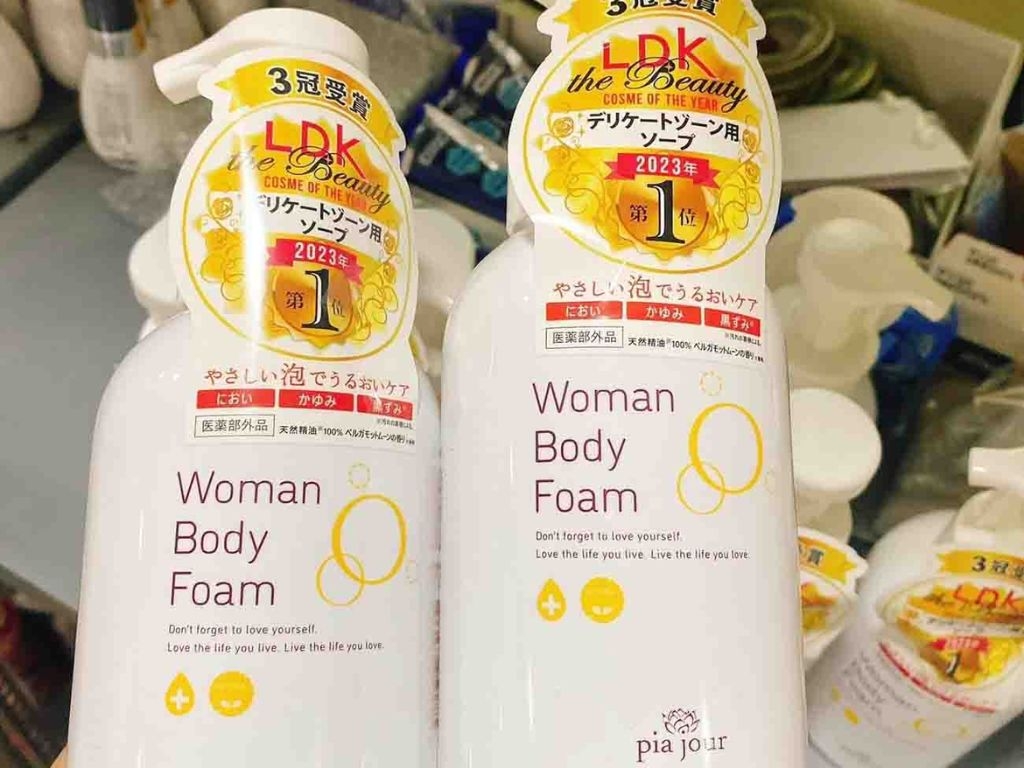 Sản phẩm dung dịch vệ sinh phụ nữ Piajour Woman Body Foam do Công ty TNHH thương mại HKK, địa chỉ Tầng 7, Số 69, đường Nguyễn Hy Quang, Phường Ô Chợ Dừa, Hà Nội chịu trách nhiệm đưa ra thị trường. (Ảnh: Internet)