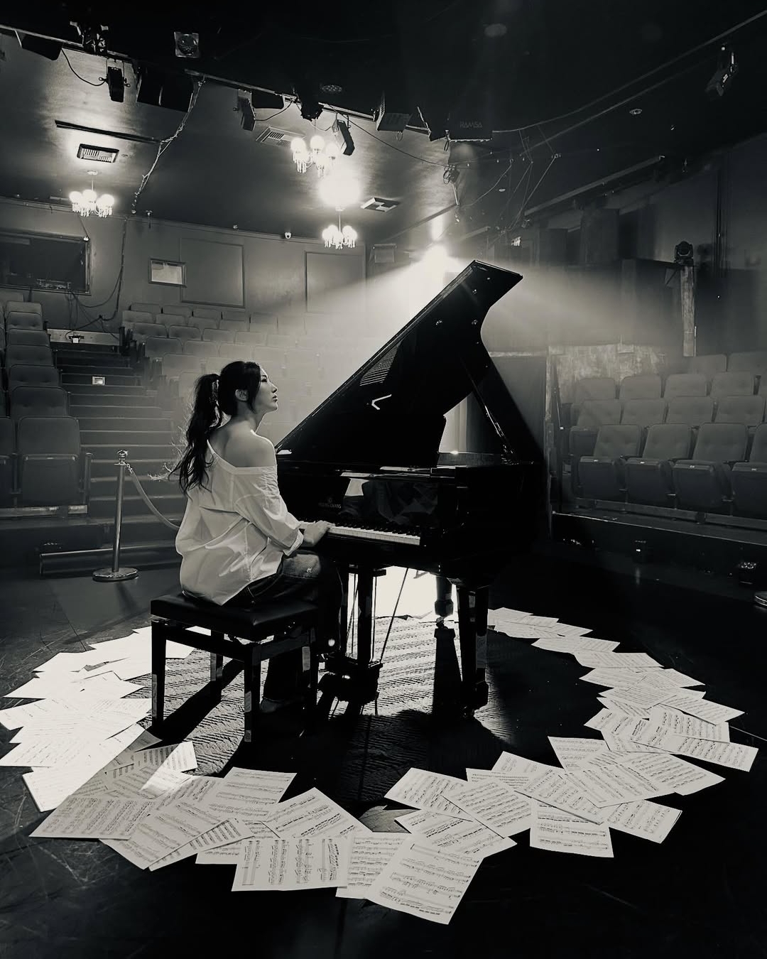 Thành công của “Golden” đưa EJAE trở thành gương mặt được chú ý trong làng nhạc phim và sáng tác quốc tế. (Ảnh: Instagram ejae_k)