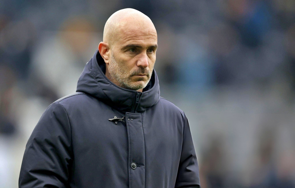 HLV Enzo Maresca nguy cơ bị Chelsea sa thải. (Ảnh: Getty)