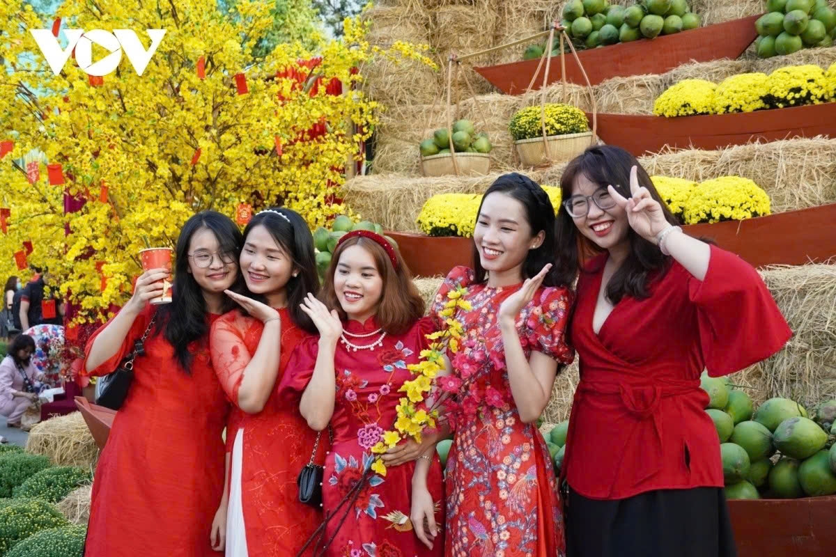 The annual Spring Flower Festival in Ho Chi Minh City is expected to create a festive atmosphere for residents and visitors during the Tet holiday.