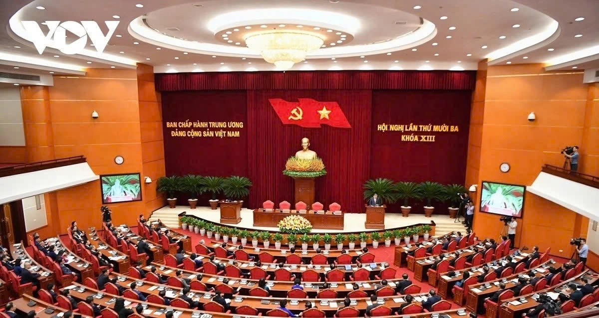 Hội nghị Trung ương XIII