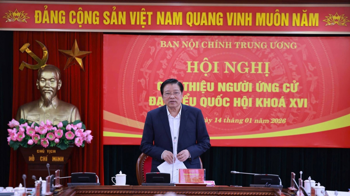  Trưởng Ban Nội chính Trung ương Phan Đình Trạc phát biểu tại hội nghị.