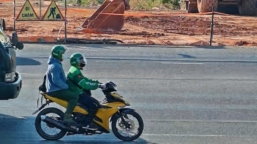 Theo đánh giá của cơ quan chức năng, cách thức chôn giấu phương tiện và ngụy trang hiện trường cho thấy các đối tượng có sự tính toán, chuẩn bị kỹ lưỡng nhằm che giấu dấu vết, gây khó khăn cho công tác truy xét.