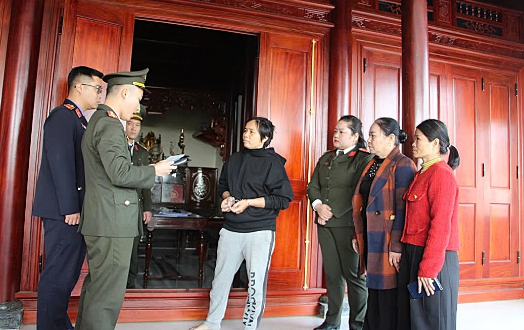 Công an tỉnh Nghệ An đã khởi tố vụ án hình sự, khởi tố bị can, ra lệnh tạm giam và khám xét khẩn cấp đối với bị can. (Ảnh: Công an Nghệ An).