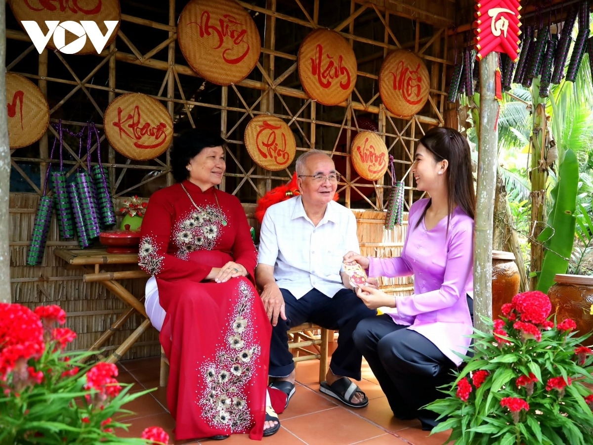 Các điểm du lịch ở Cần Thơ đầu tư không gian đón Tết cổ truyền. Ảnh: Hồng Phương