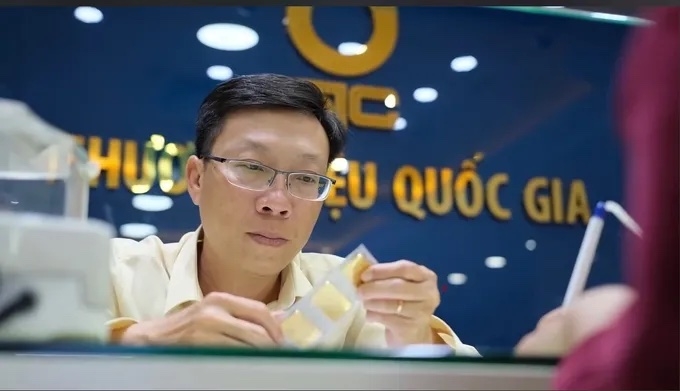 Công ty SJC tạm ngưng giao dịch vàng miếng và vàng nhẫn tại TPHCM trong sáng 31/1