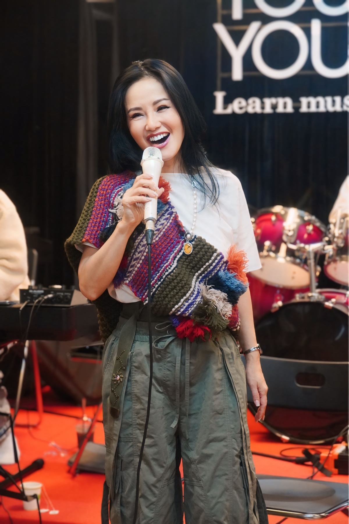 Ca sĩ Hồng Nhung