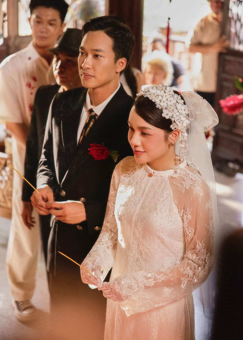 Cảnh trong MV "Trộm vía"