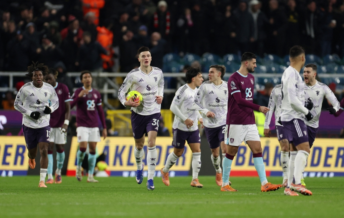 Sesko ghi cú đúp nhưng MU vẫn bị cầm hòa (Ảnh: Reuters).