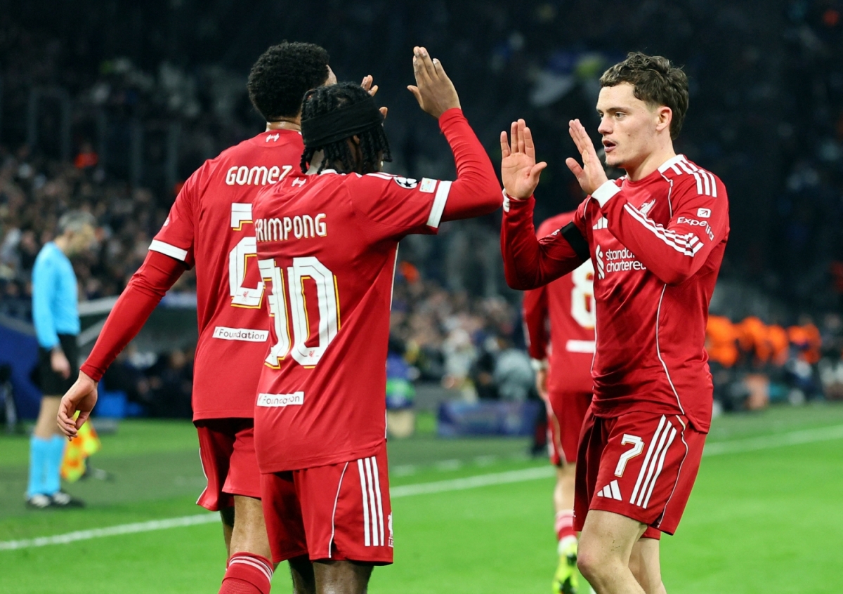 Liverpool thắng thuyết phục trên đất Pháp (Ảnh: Reuters).