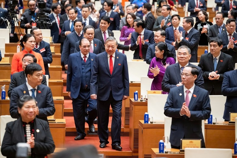 Lễ kỷ niệm cấp quốc gia 80 năm Ngày Tổng tuyển cử đầu tiên bầu Quốc hội Việt Nam (6/1/1946 - 6/1/2026) được tổ chức trọng thể tại Hội trường Diên Hồng, Nhà Quốc hội. Tổng Bí thư Tô Lâm và Lãnh đạo, nguyên Lãnh đạo Đảng, Nhà nước dự Lễ kỷ niệm.