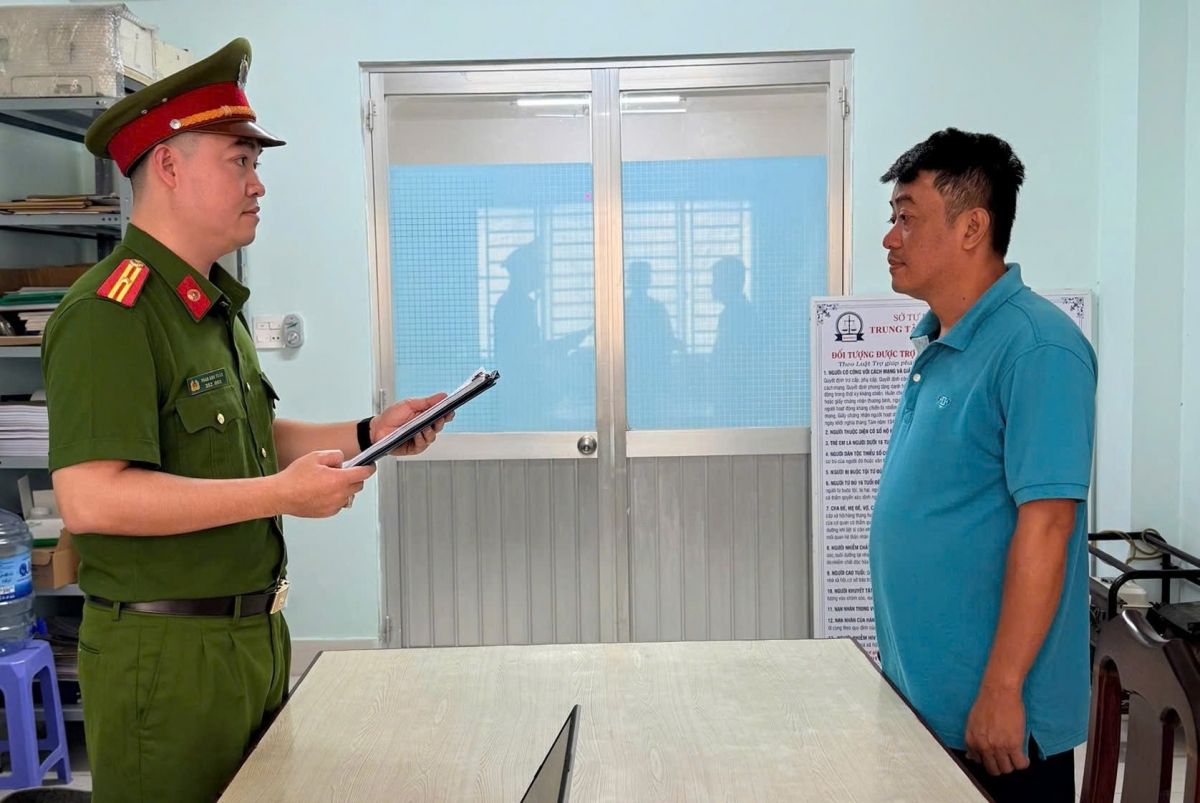 Tống đạt lệnh khởi tố đối với Võ Ngọc Tường Duy.