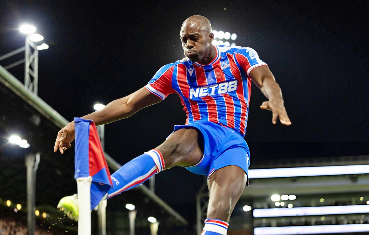 Tiền đạo Mateta lọt vào "tầm ngắm" của MU. (Ảnh: Getty)