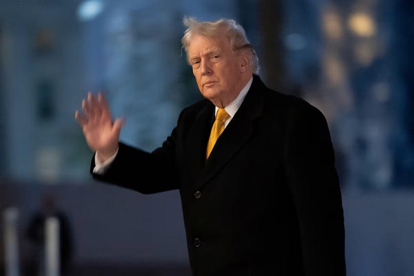 Ông Trump ký quyết định rút Mỹ khỏi hàng chục tổ chức quốc tế. Ảnh: Reuters