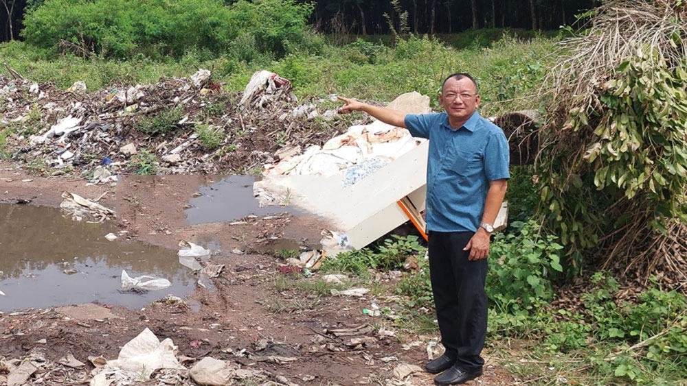 Ông Nguyễn Duy Hòa mong muốn được nâng công suất xử lý đốt tự hủy để bảo vệ môi trường (ảnh; BP)