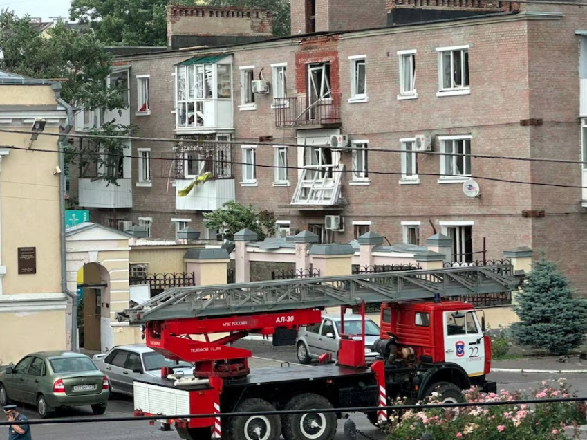 Hình ảnh một tòa nhà bị hư hại gần hiện trường vụ nổ ở trung tâm Taganrog, Nga, ngày 28/7/ 2023. Ảnh minh họa cung cấp qua Reuters