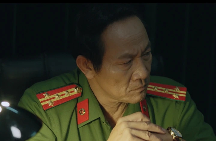 NSƯT Hoàng Hải với vai Đại tá công an trong phim cảnh sát hình sự "Tường lửa Tràng An". 