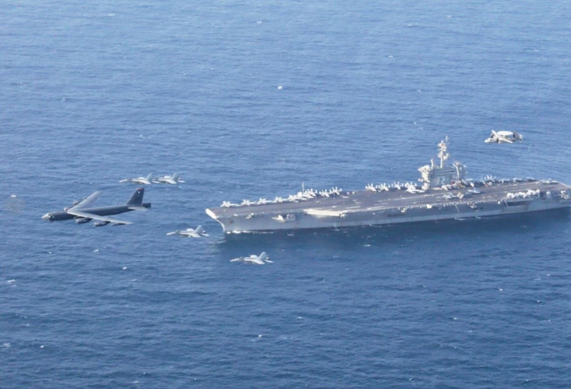 Mỹ điều dàn khí tài hùng hậu tới Trung Đông. Ảnh: AP