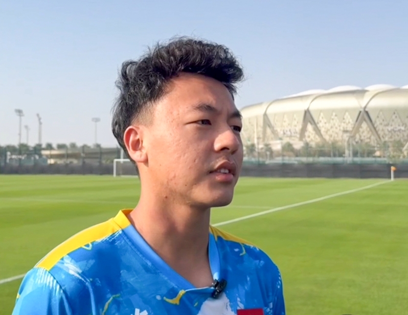 Thái Sơn trả lời phỏng vấn truyền thông (Ảnh: VFF).