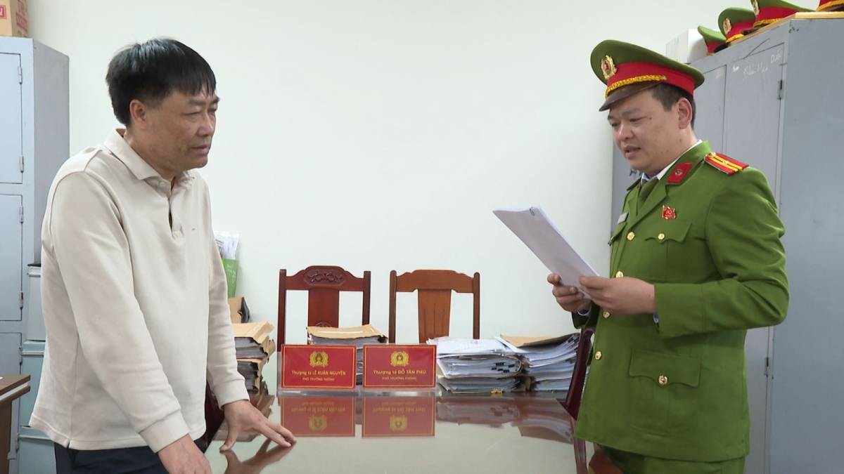 Thi hành quyết định khởi tố bị can đối với Nguyễn Xuân Biên