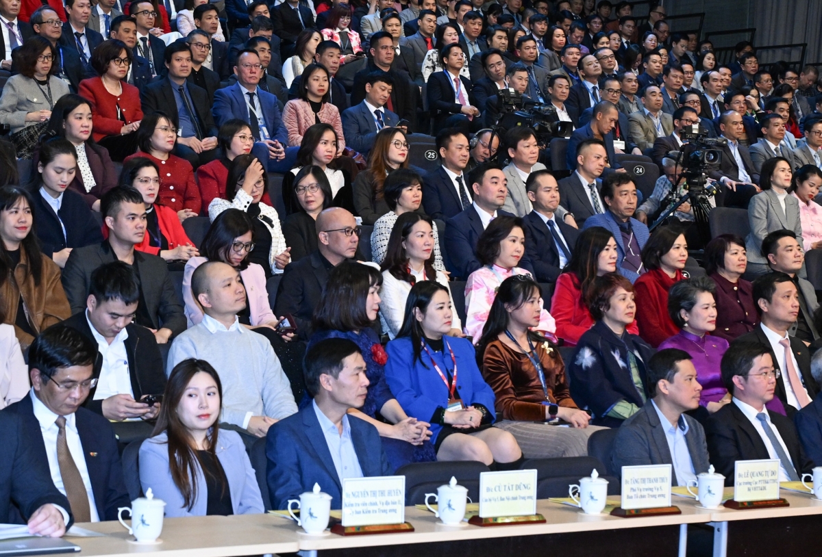 Cán bộ, viên chức, người lao động Đài Truyền hình Việt Nam dự Hội nghị tổng kết công tác năm 2025 và triển khai nhiệm vụ năm 2026 của Đài. 