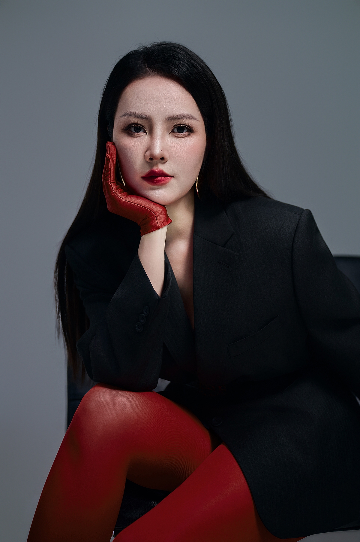 Sự trở lại của Á hậu Thuỵ Vân sau sinh con thứ hai không chỉ là câu chuyện về nhan sắc hay thời trang, mà là hình ảnh tiêu biểu của người phụ nữ Việt Nam hiện đại: làm mẹ sâu sắc, làm nghề nghiêm cẩn và làm chủ chính mình.