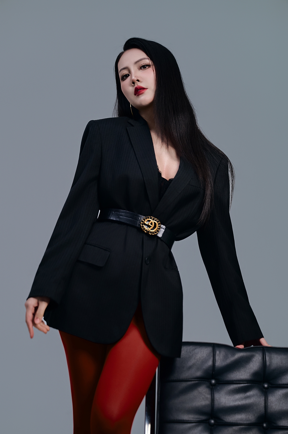 Với hành trình bền bỉ đó, Thuỵ Vân được giới truyền thông và đồng nghiệp ưu ái gọi cô là: “Á hậu của bản lĩnh và tri thức”; “Biểu tượng nhan sắc không tuổi của truyền hình chính luận”.