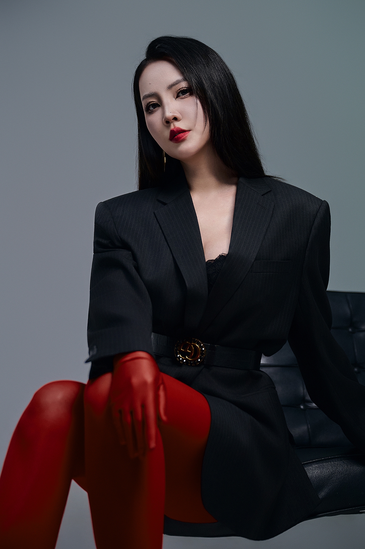 Á hậu Thuỵ Vân đang bước vào giai đoạn đỉnh cao thầm lặng: không chạy theo xu hướng, không cần gây sốc, nhưng mỗi lần xuất hiện đều mang theo sức nặng của uy tín và phong thái.