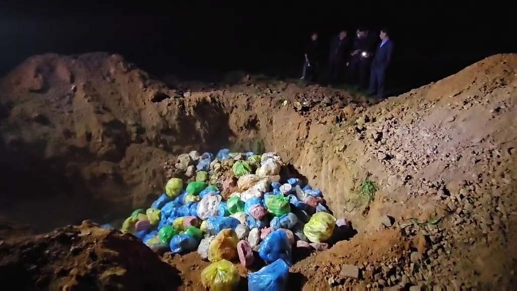 Toàn bộ số hàng hóa được tiêu hủy (Ảnh Chi cục QLTT Thái Nguyên cung cấp)