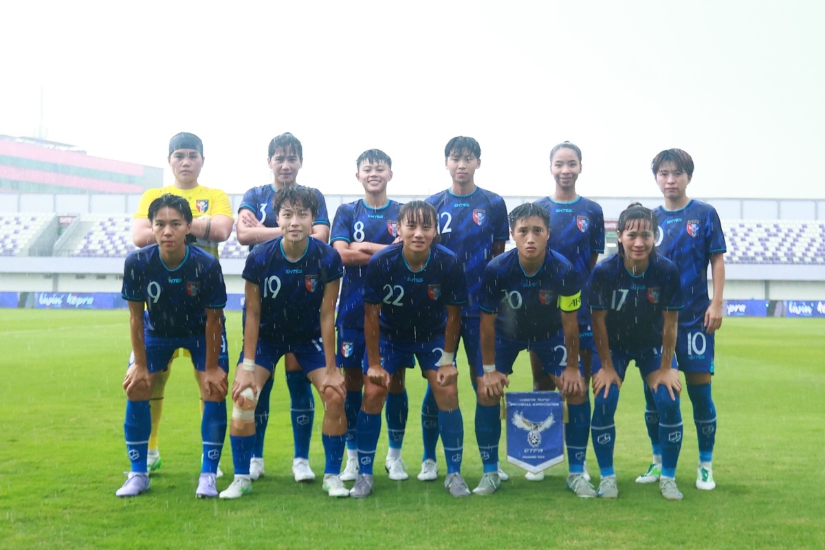 Saki Matsunaga (số 10) trong màu áo đội nữ Đài Bắc Trung Hoa. (Ảnh: AFC). 