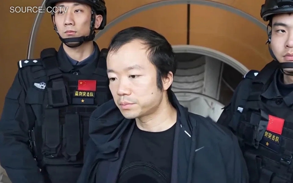 Trùm lừa đảo Trần Chí bị công an Trung Quốc bắt giữ. Ảnh: CCTV.