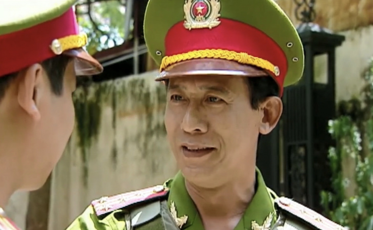 Văn Báu vào vai sếp công an trong phim "Chạy án". 