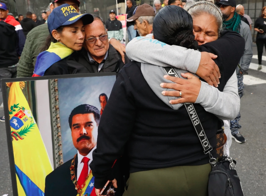 Người ủng hộ ông Nicolás Maduro ở Caracas, Venezuela. Nguồn: AP