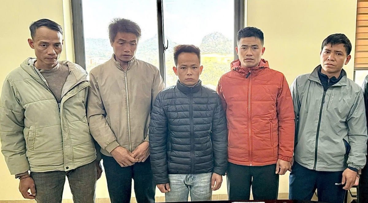 Các đối tượng bị bắt tại cơ quan Công an