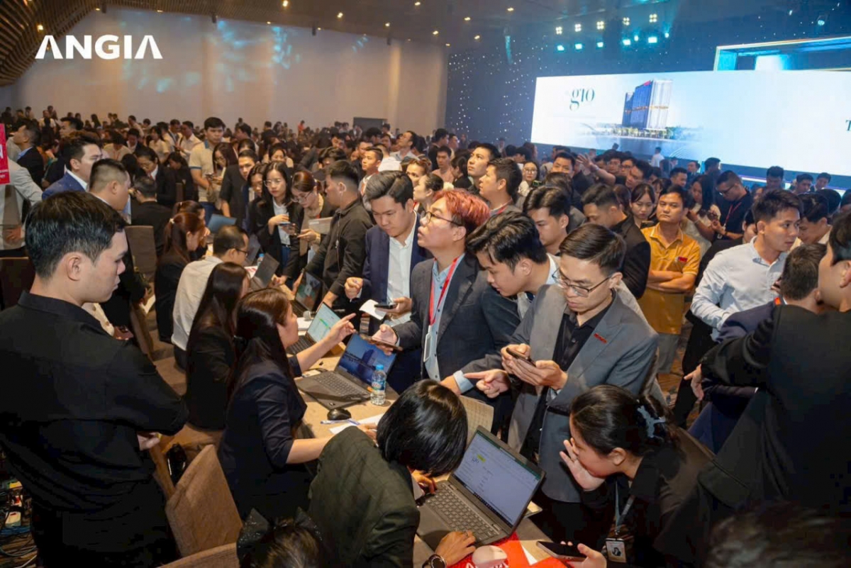 Bất chấp pháp luật, công ty An Gia tổ chức đại hội mở bán thu tiền khách hàng thông qua hình thức cọc 