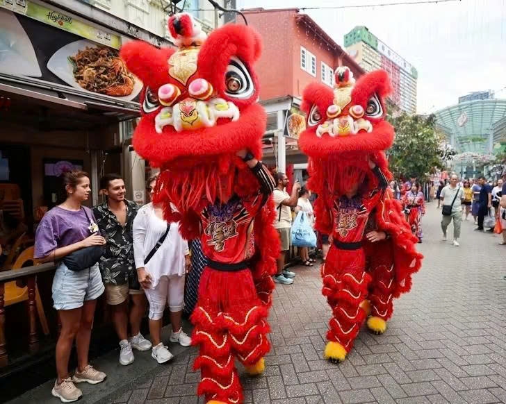 Người dân mừng Tết Nguyên đán tại Singapore