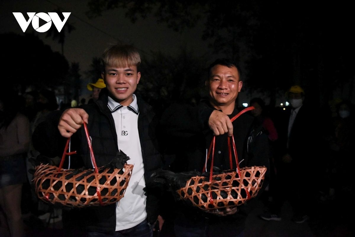 One notable tradition is buying black chickens, believed to symbolise mystery and good fortune during this special night.