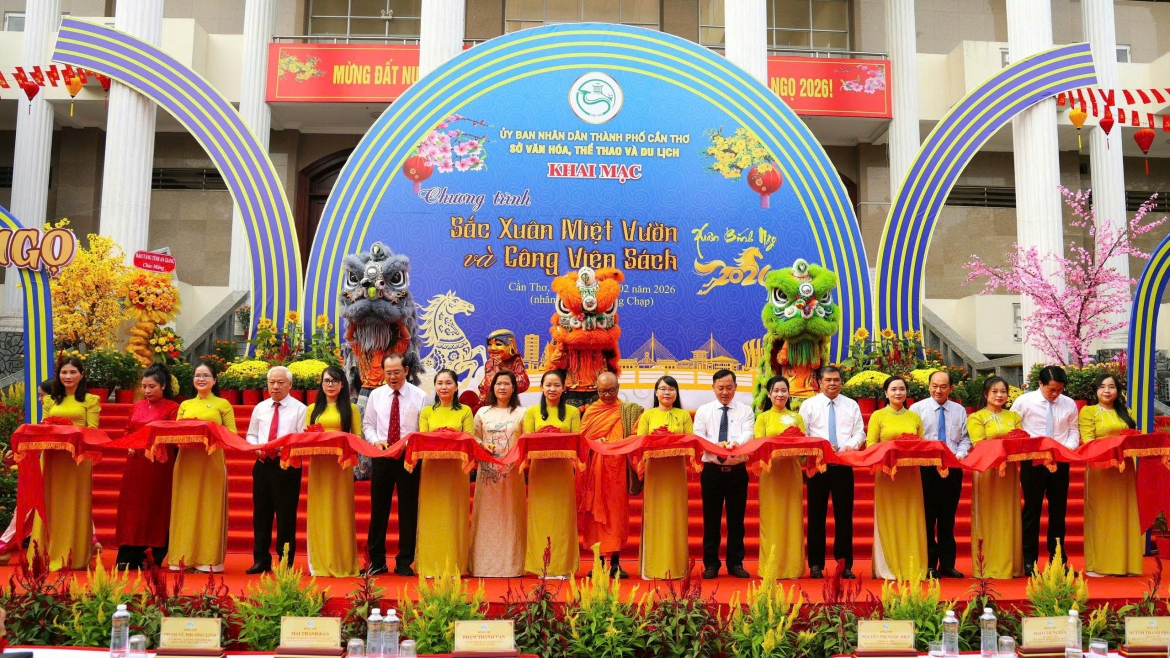 Chương trình " Sắc Xuân miệt vườn" có quy mô hơn 65 loại hình hoạt động, với 42 gian hàng, 6 tiểu cảnh, 8 điểm check-in và hàng chục chương trình biểu diễn, giao lưu cộng đồng