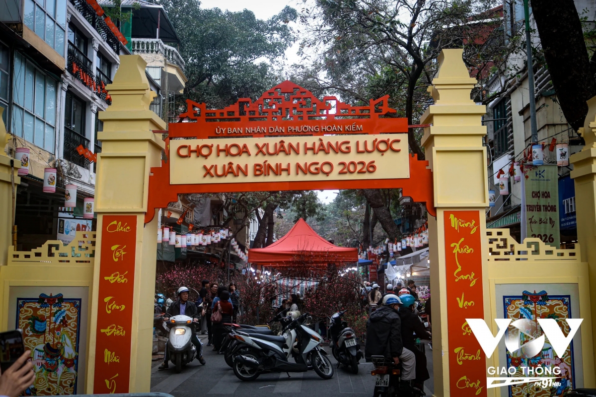 Chợ hoa Tết Hàng Lược - phiên chợ chỉ họp một lần trong năm, nhưng mang theo ký ức của nhiều thế hệ người Hà Nội