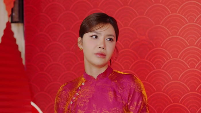 Người mẫu Minh Tú bị nhiều khán giả phản ứng vì những phát ngôn thẳng tính trong podcast của hoa hậu Lương Thùy Linh, khiến cô sau đó phải xin lỗi.