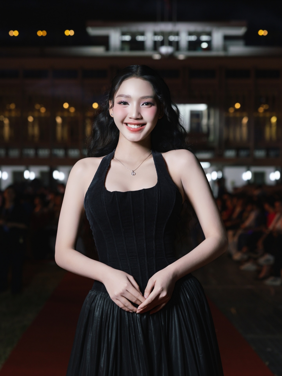 Sau 2 dự án phim "Thám tử Kiên" và "Nhà ba tôi một phòng", Minh Anh được kỳ vọng sẽ trở thành gương mặt trẻ triển vọng của màn ảnh Việt.