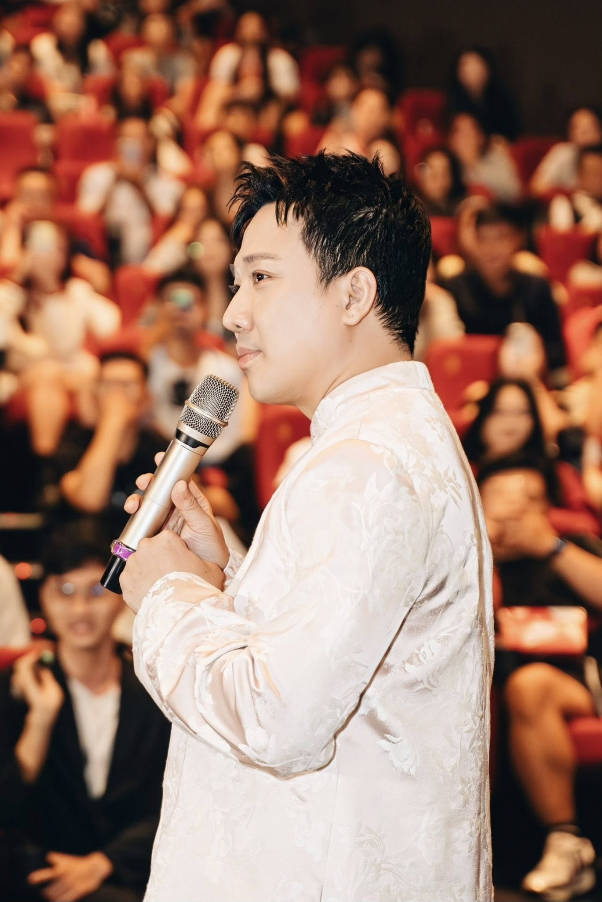 Trấn Thành mong người xem không tiết lộ kết phim